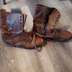 Steve Madden Troopa Boots